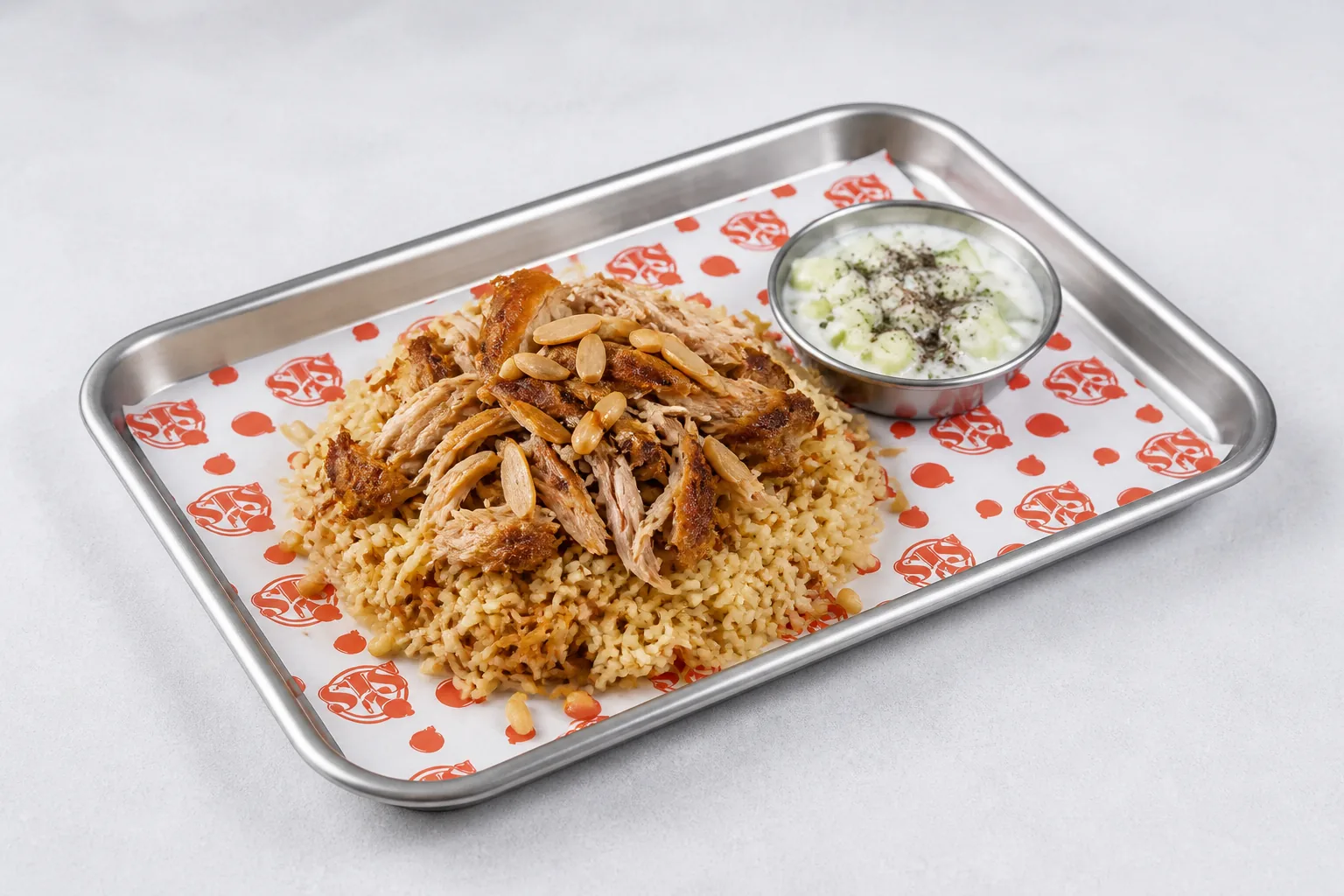 وجبة رز مع دجاج